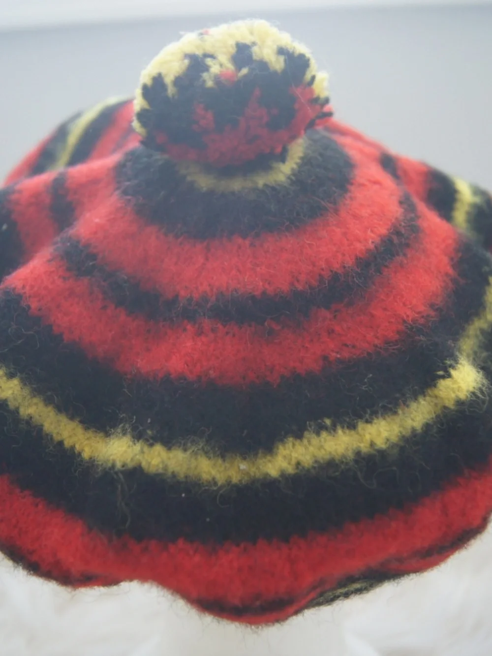 Vintage Knit Crochet Beret Pom Pom Red Black Yellow Stripe Pattern 70s Retro